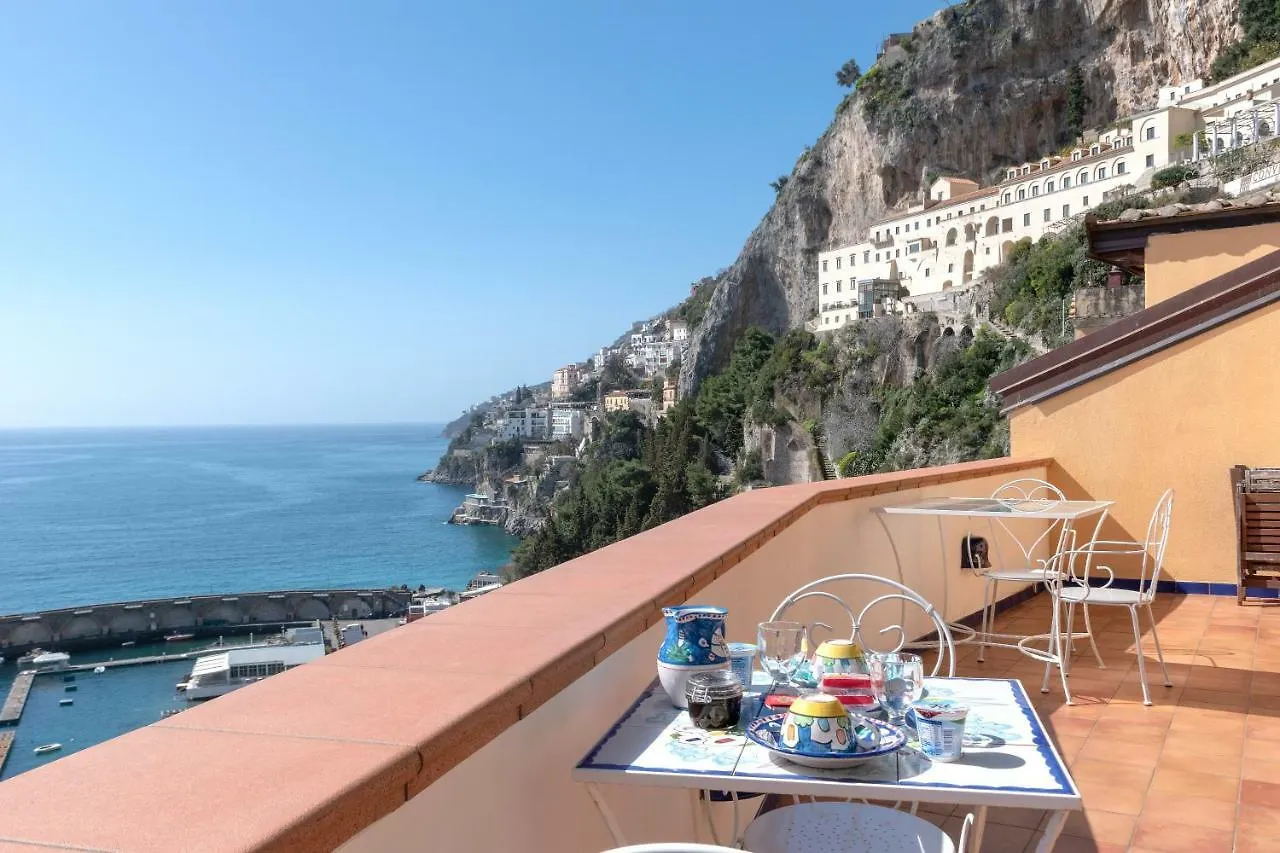 B&B Il Porticciolo Di Amalfi Bed & Breakfast