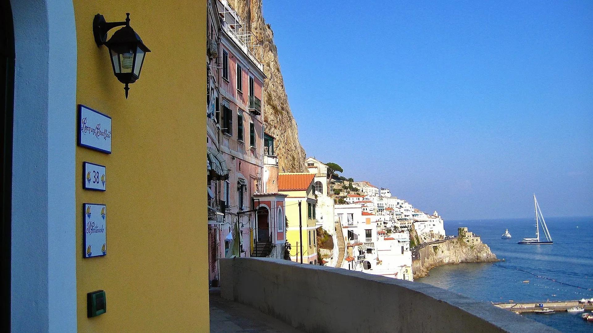 ** Bed & Breakfast B&B Il Porticciolo Di Amalfi Italy